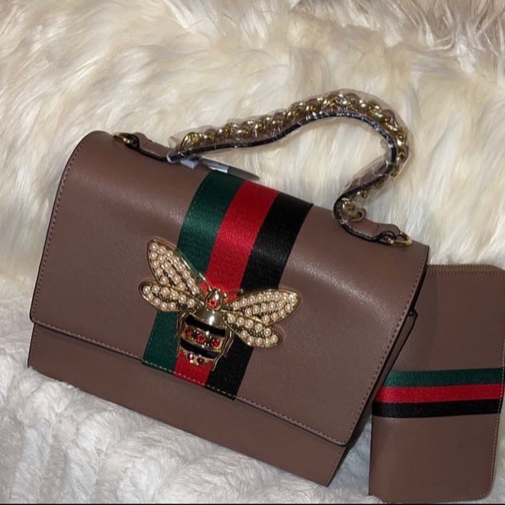 Bee Charm Striped Classy Top-Handle Wallet Set